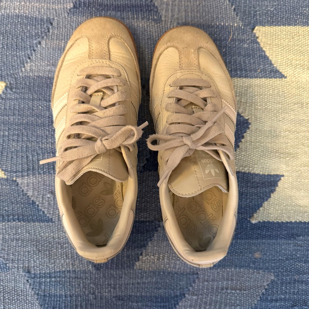 ADIDAS Sambas *Barely Worn*
